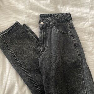 Stylish Black Denim Jeans (size m / 6 )